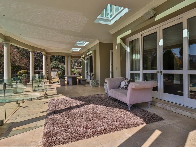 House For Sale in Sandhurst, Sandton - Photo 3