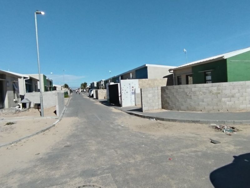 House For Sale in Fisantekraal, Cape Town - Photo 8