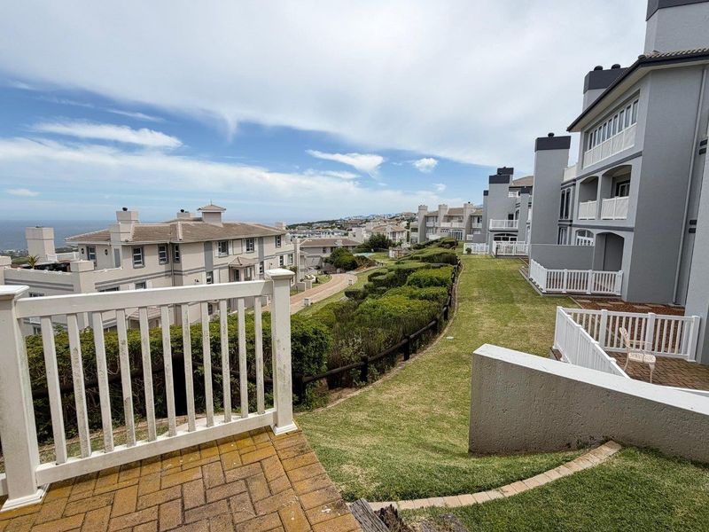 3 Bedroom Townhouse, Pinnacle Point Estate, Mossel Bay - Photo 9