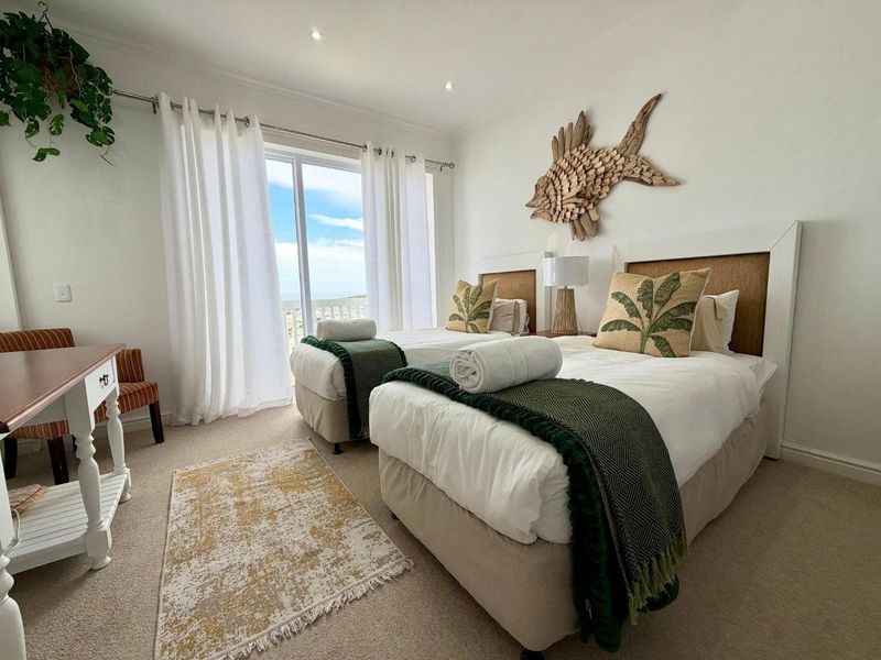 3 Bedroom Townhouse, Pinnacle Point Estate, Mossel Bay - Photo 3