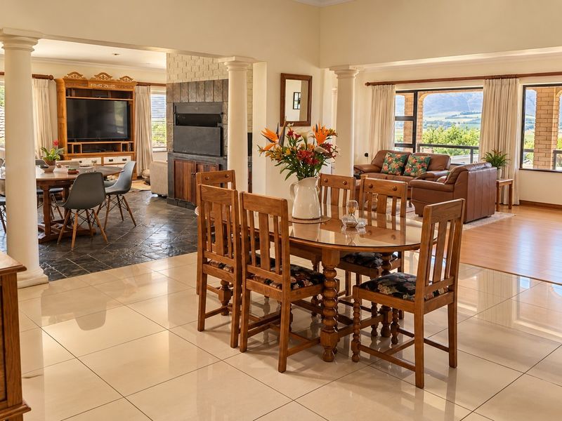 IMMACULATE FAMILY HOME IN BEAUTIFUL VILLIERSDORP - Photo 10