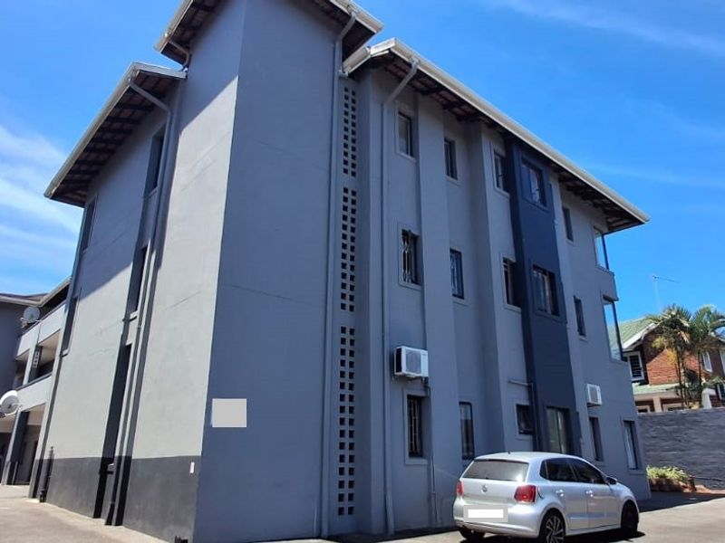 Thirty-Two Unit Block of Flats in Durban North - Photo 2