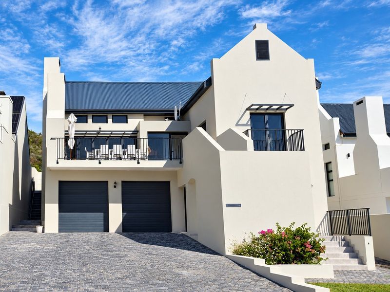 Elevated Living with Magnificent Mountain Views - Photo 3