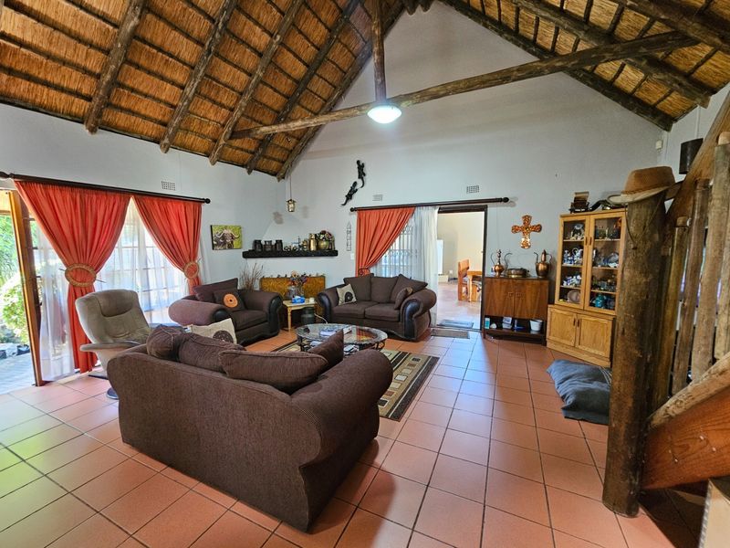 House For Sale in West Acres Ext 13, West Acres, Nelspruit - Photo 4