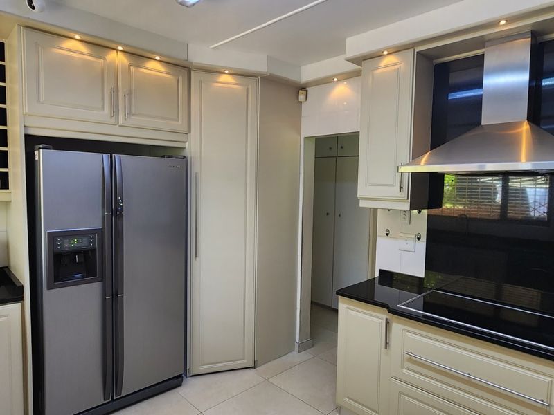 Immaculate Family Home For Sale in Glen Hills, Durban North, KwaZulu Natal - Photo 7