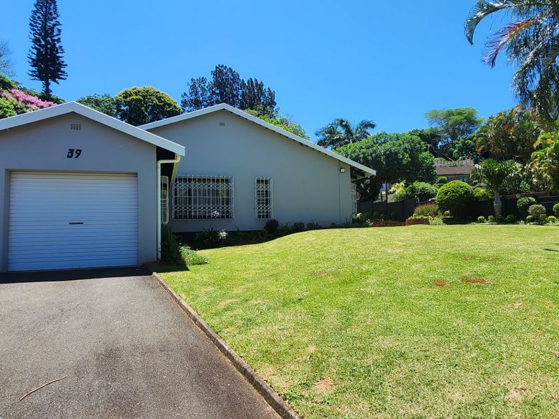 Immaculate Family Home For Sale in Glen Hills, Durban North, KwaZulu Natal - Photo 2
