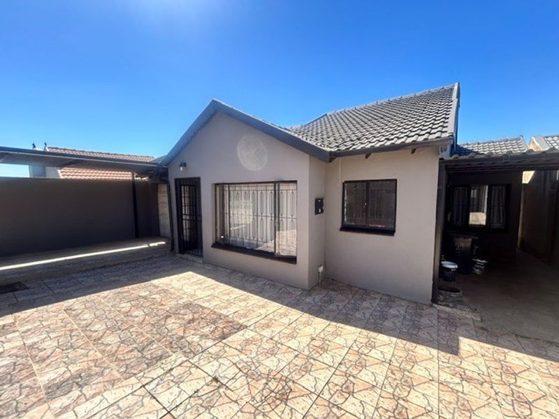House For Sale in Olievenhoutbosch, Centurion - Photo 7