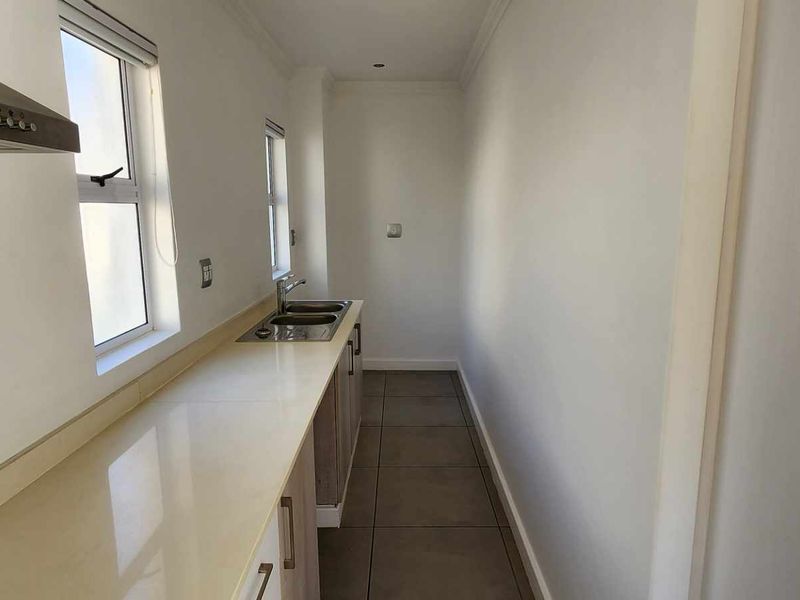 Townhouse For Sale in Kindlewood Estate, Mount Edgecombe, KwaZulu Natal - No Transfer duty - Photo 5