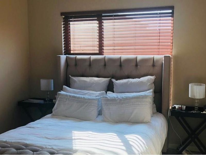 Modern 2-Bedroom, 2-Bathroom Apartment in Sought-After Waterstone Park, Greenstone - Photo 7