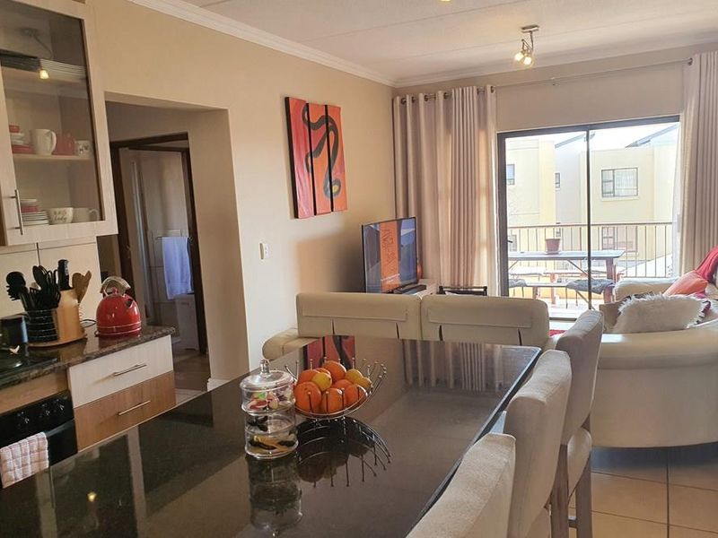 Modern 2-Bedroom, 2-Bathroom Apartment in Sought-After Waterstone Park, Greenstone - Photo 5