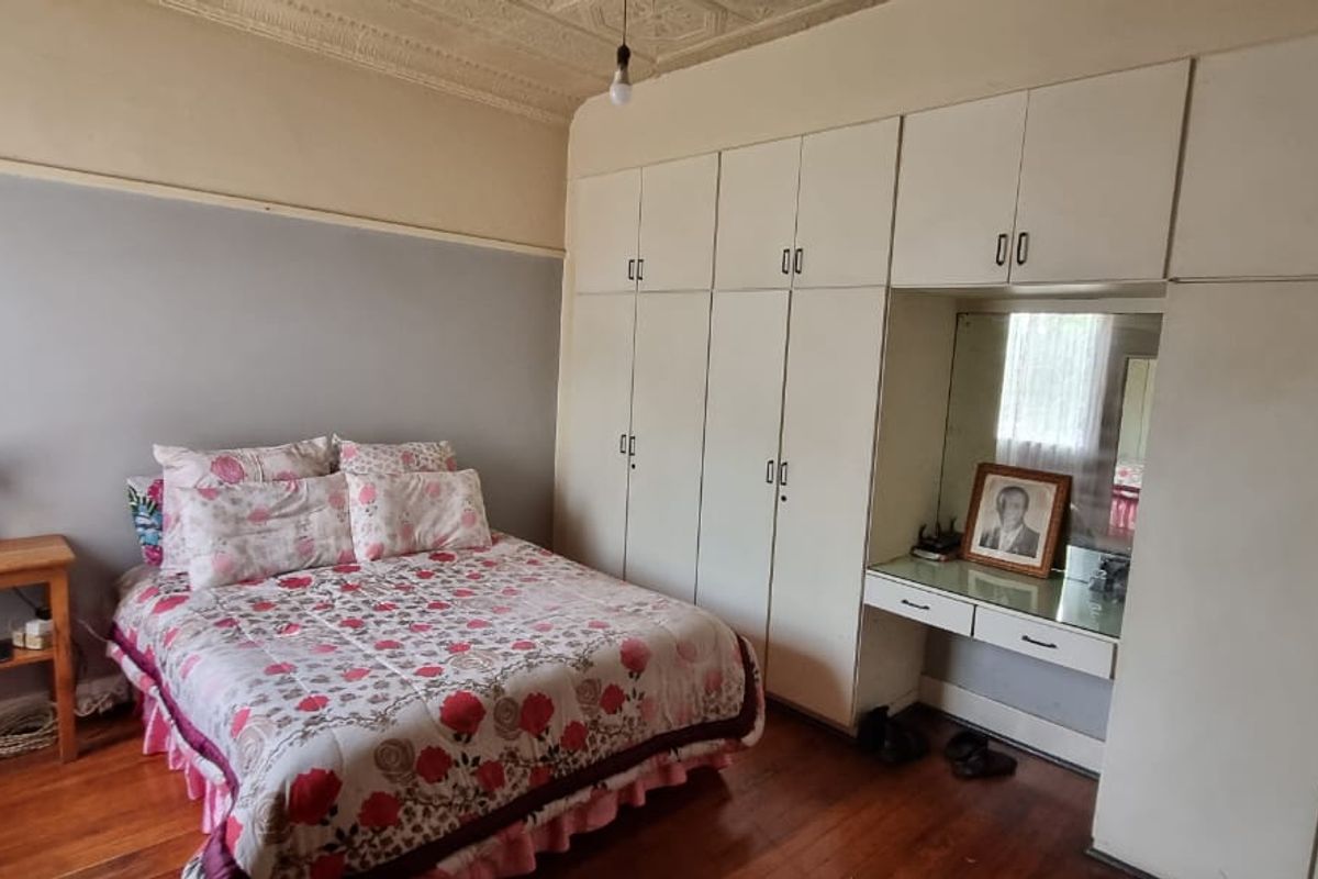 Character-Filled Retreat in Brakpan's Prime Locale near the Municipality - Photo 4