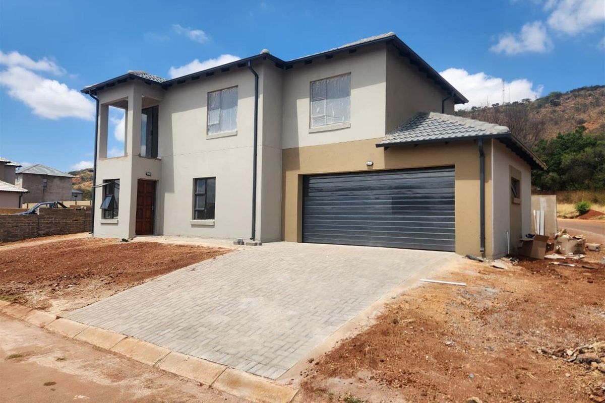 Development For Sale in Amandasig Akasia Gauteng - Photo 5