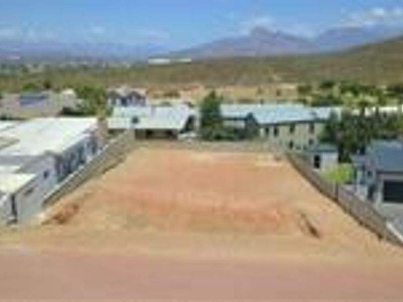 1000 sqm Vacant plot For Sale in Fairway Heights in Worcester - Photo 8