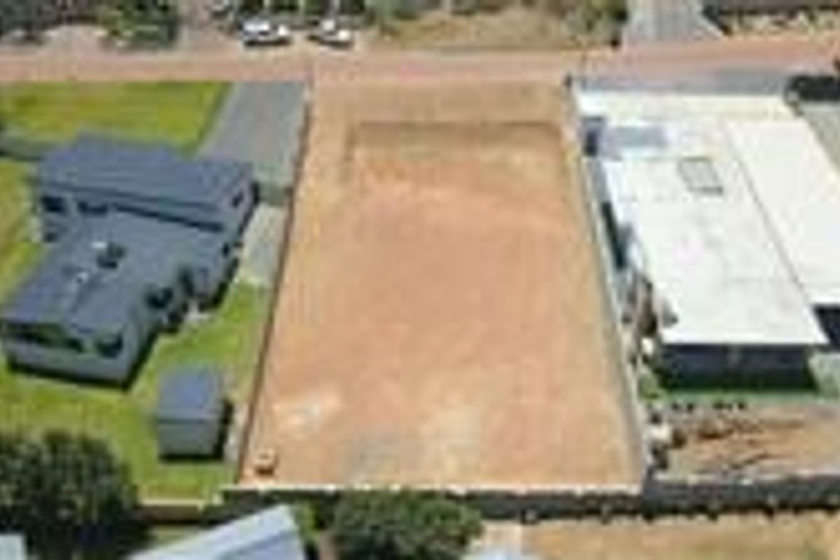 1000 sqm Vacant plot For Sale in Fairway Heights in Worcester - Photo 3