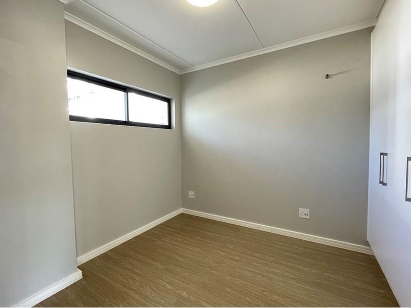 Apartment To Rent in Sonstraal Heights, Durbanville - Photo 7