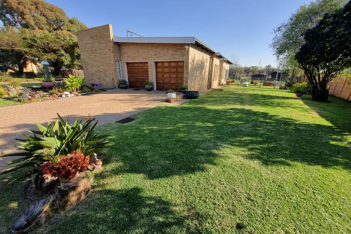 Farm for sale in Benoni Small Farms, Benoni - Photo 3