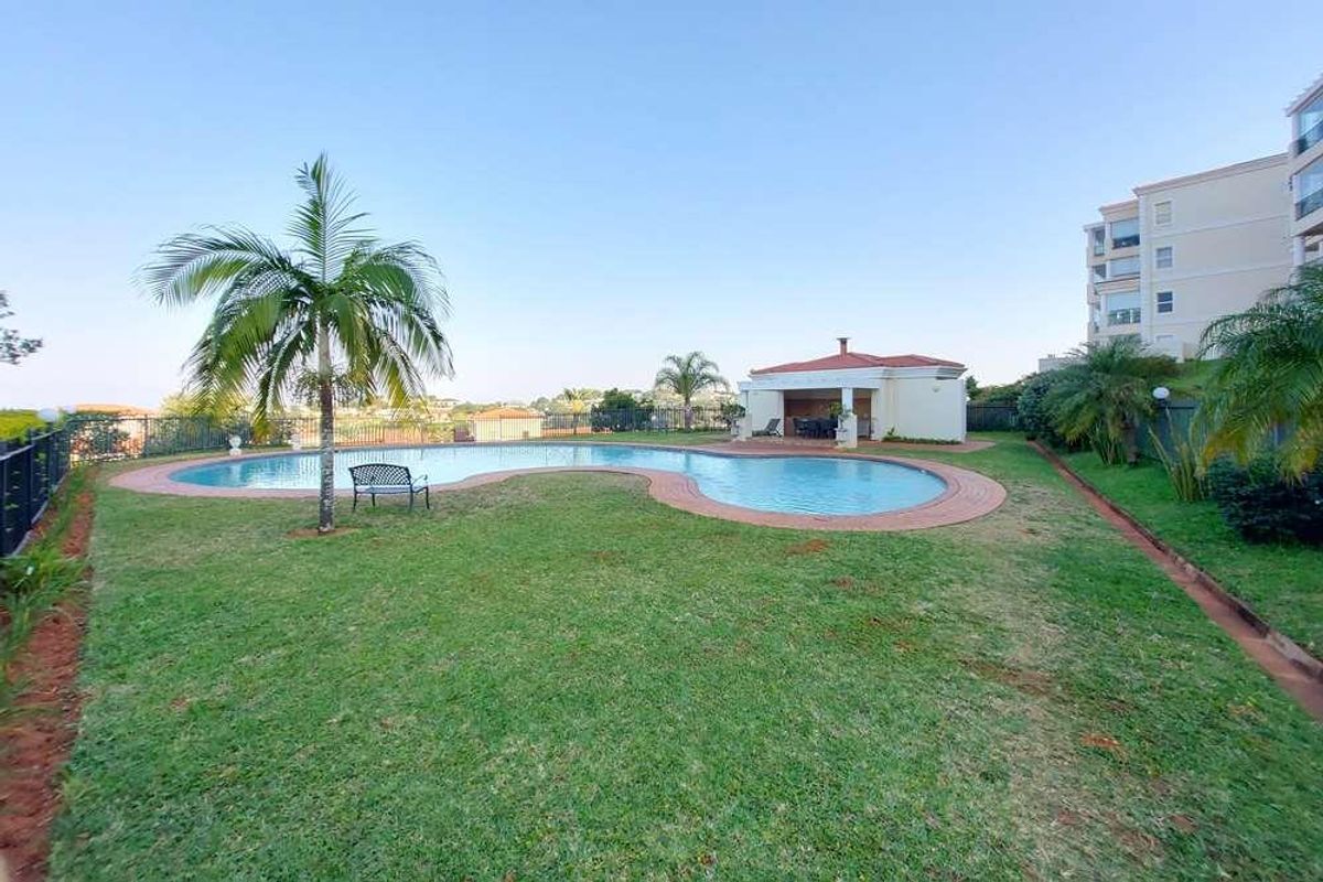 Luxury 2 Bed unit with drive up access in La Lucia for sale - Photo 3