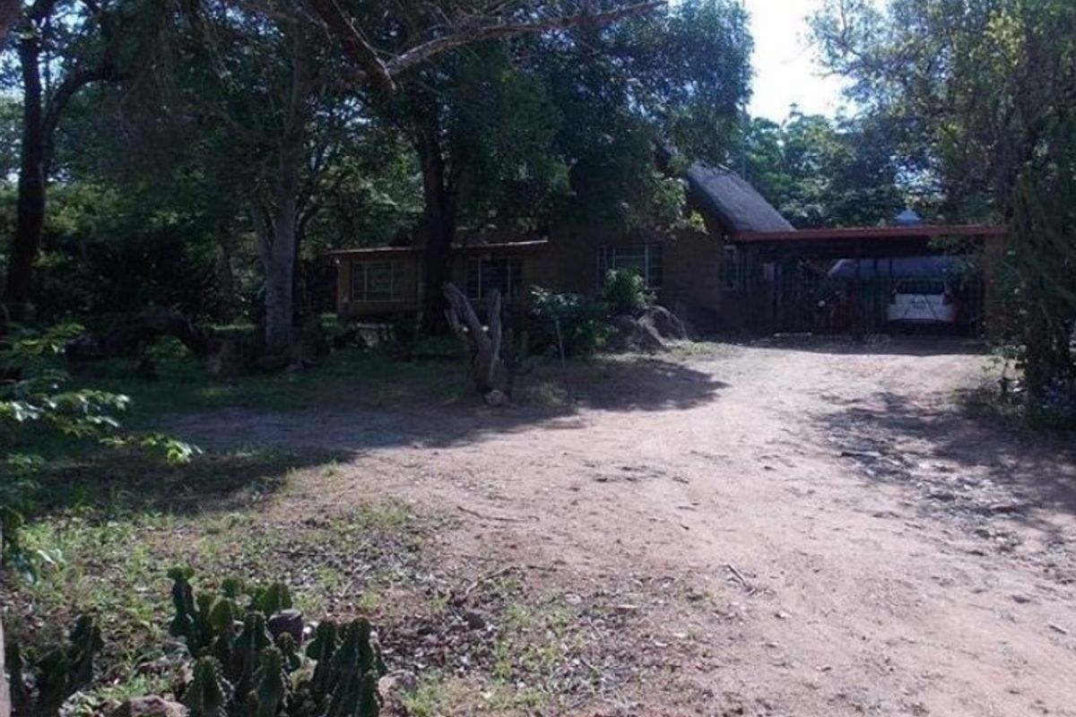 House for sale in Marloth Park - Photo 2