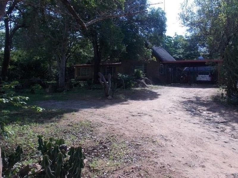 House for sale in Marloth Park - Photo 2