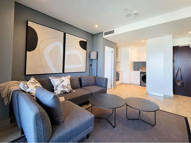 Luxurious 1-Bedroom Apartments at Oceans Apartments, Umhlanga - Photo 3
