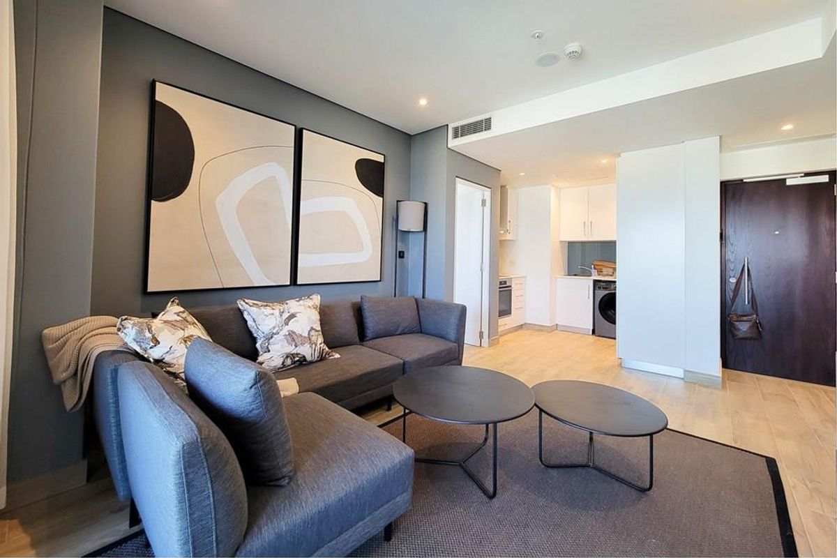 Luxurious 1-Bedroom Apartments at Oceans Apartments, Umhlanga - Photo 3