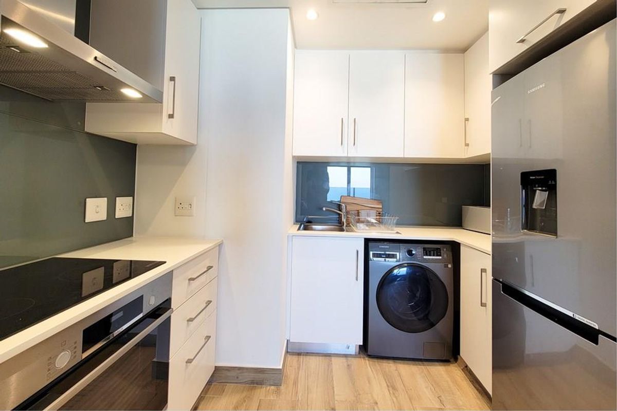 Luxurious 1-Bedroom Apartments at Oceans Apartments, Umhlanga - Photo 4