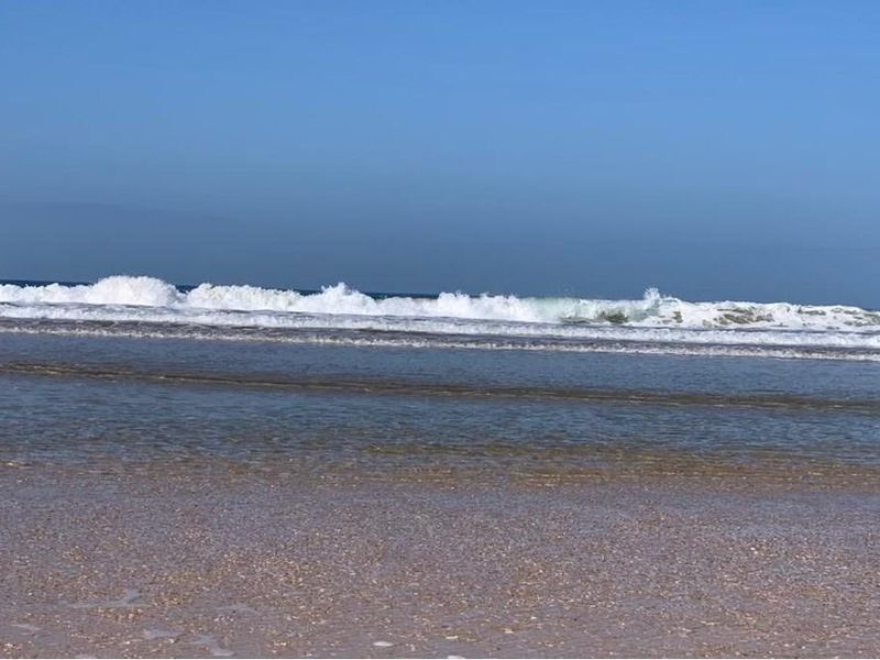 Rare Opportunity! Flat Vacant Stand 40m from the Beach with Ocean Views - Paradise Beach - Photo 8