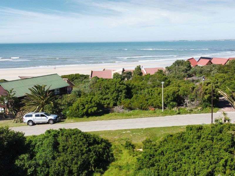 Rare Opportunity! Flat Vacant Stand 40m from the Beach with Ocean Views - Paradise Beach - Photo 3