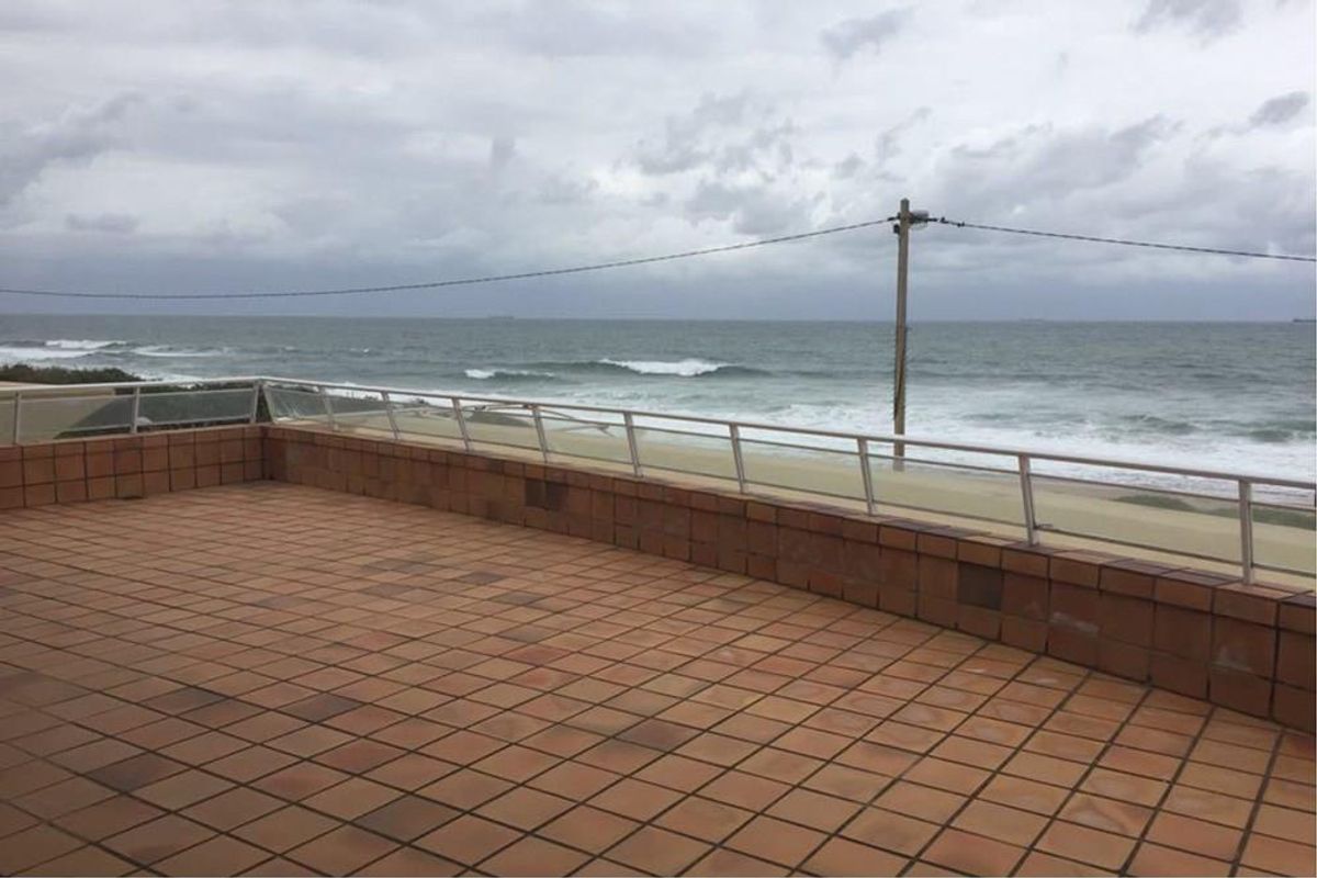 Apartment For Sale in La Mercy, KwaZulu Natal - Photo 2