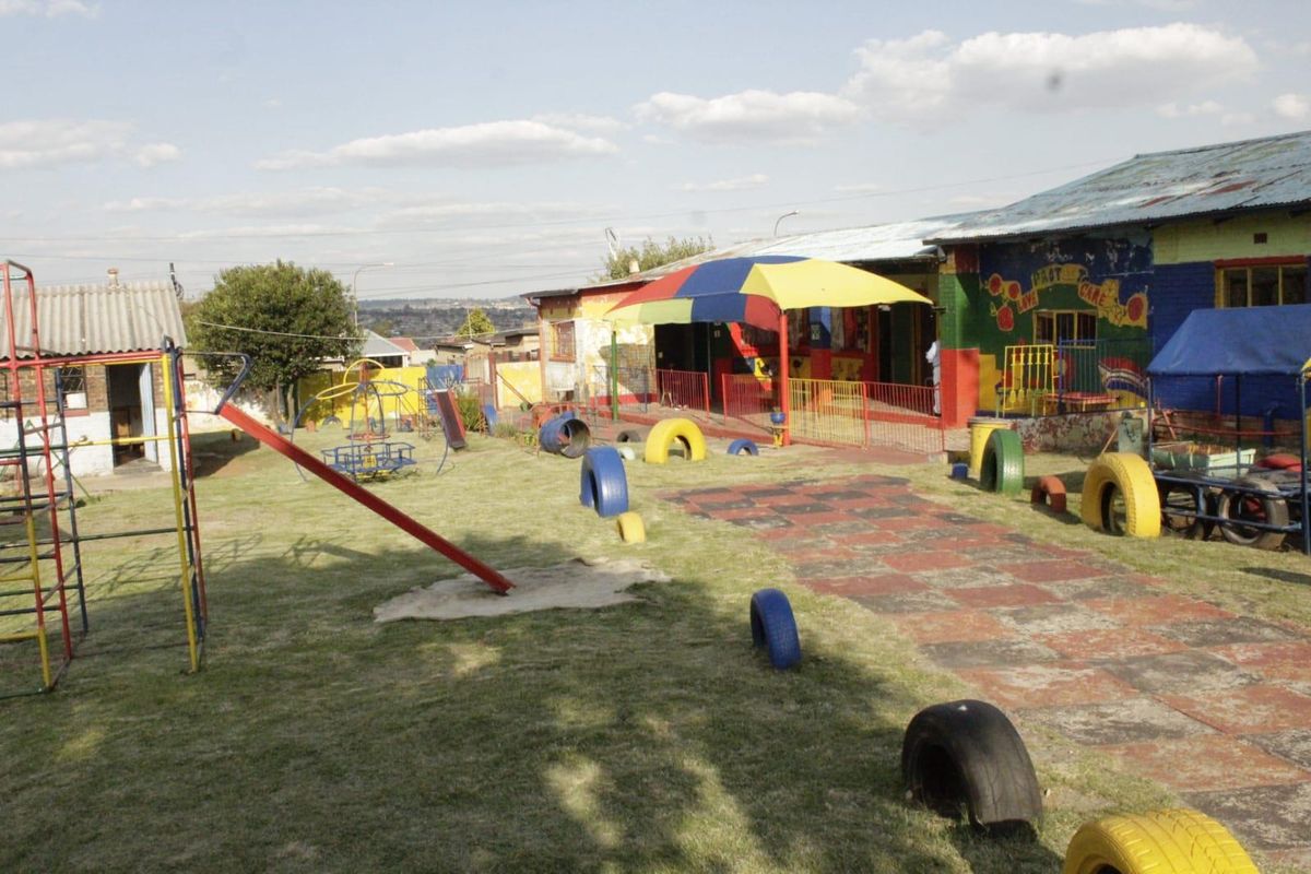 Commercial Property for sale in Meadowlands, Soweto - Photo 4