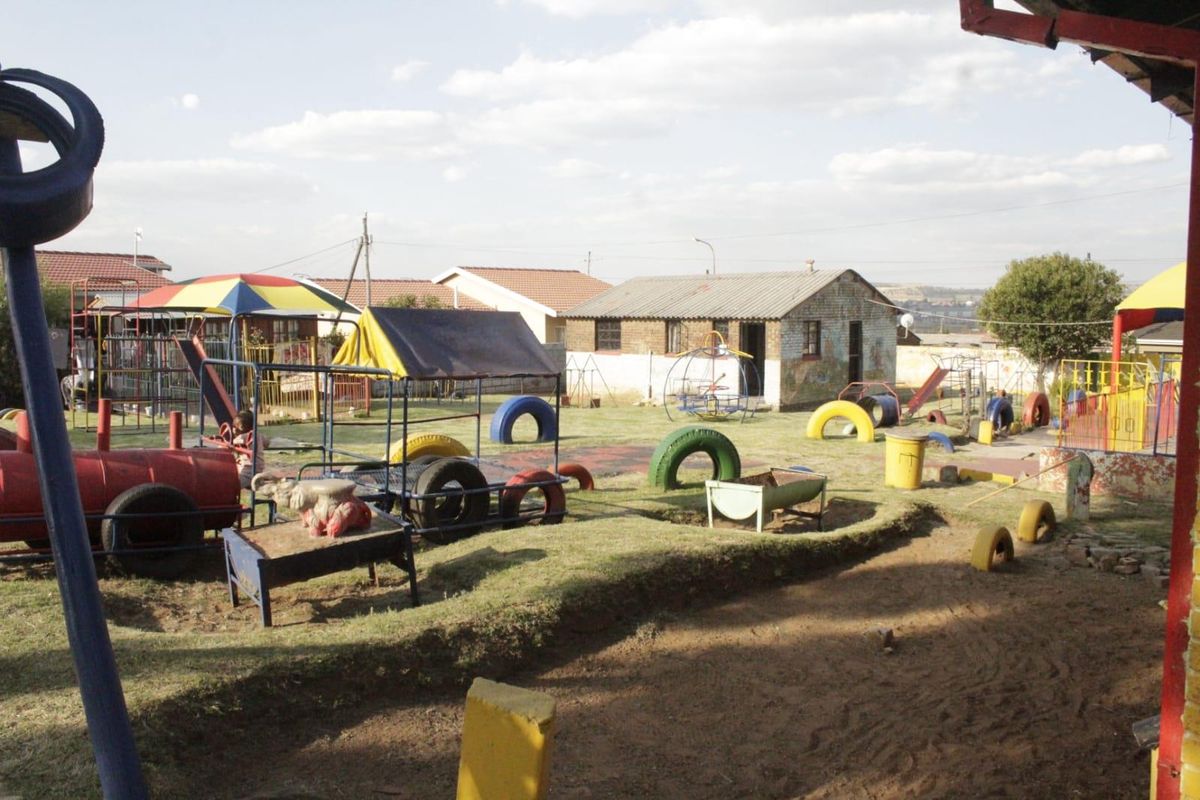 Commercial Property for sale in Meadowlands, Soweto - Photo 5