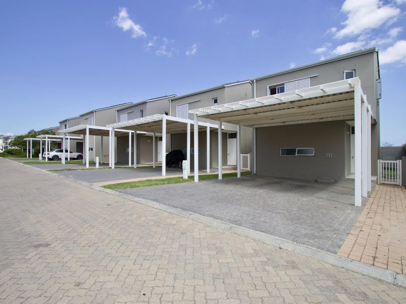 Duplex Townhouse for sale in Somerset Lakes Lifestyle Estate, Somerset West - Photo 4