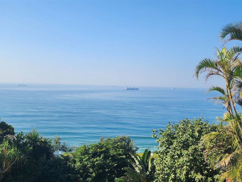 House For Sale in Umdloti Beach, Umdloti, KwaZulu Natal - Photo 1