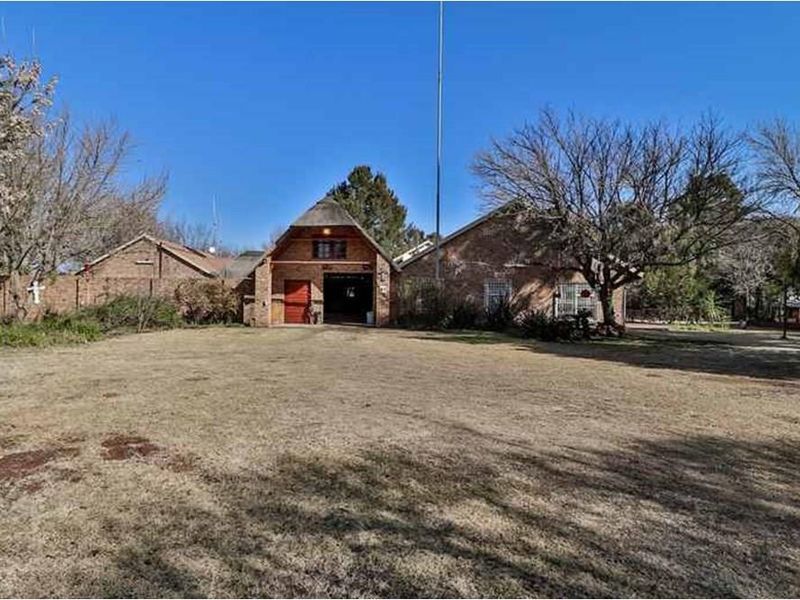 Farm/Small Holding for sale in Grootvaly, Springs - Photo 4