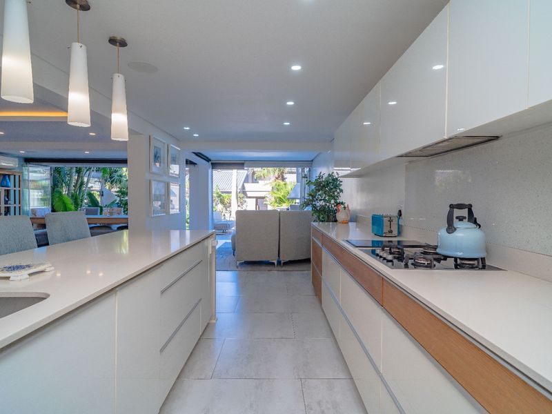 Townhouse For Sale in Umhlanga Central, Umhlanga, KwaZulu Natal - Photo 6