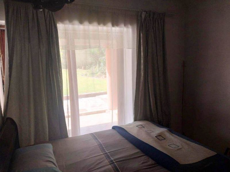 House for sale in Rembrandt Park, Johannesburg - Photo 8