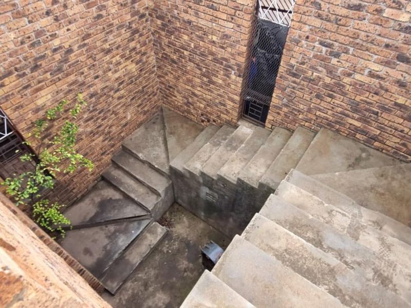 Commercial Property For Sale in Petit, Benoni - Photo 5