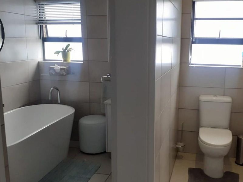 House For Sale in Negester Klein-Kariba, Bela Bela - Photo 6
