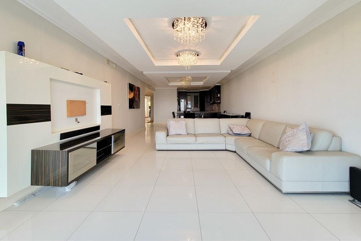 3 Bed Apartment with drive-up access for Sale in Ilala Palms - Photo 3