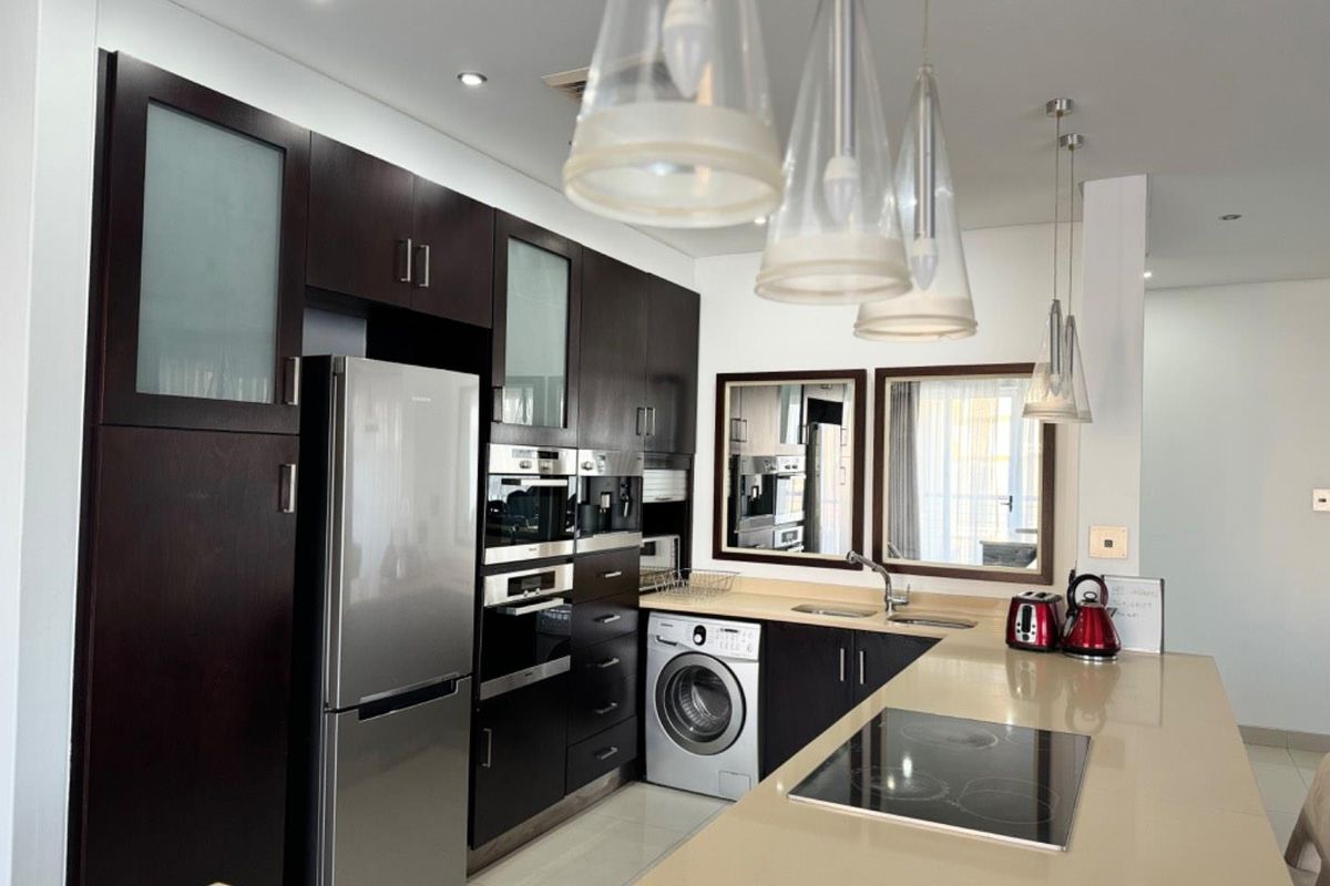 Apartment For Sale in Umhlanga Ridge, Umhlanga, KwaZulu Natal - Photo 2