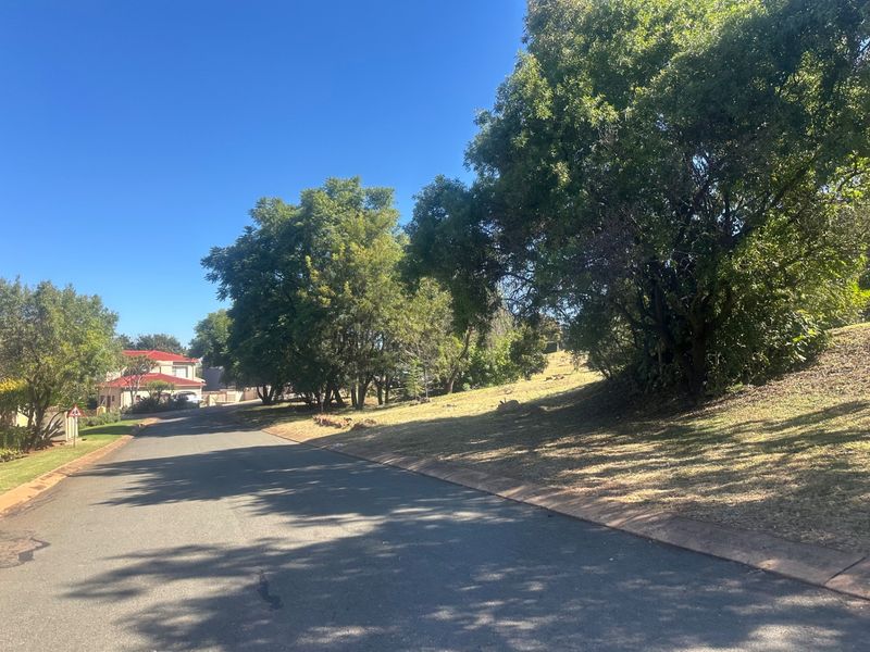 Vacant Land For Sale in Kosmos Ridge, Hartbeespoort, North West - Photo 1