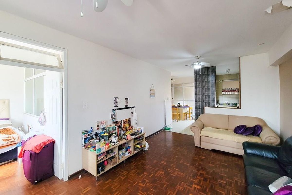 2.5 Bed Apartment For Sale in North Beach - Photo 5