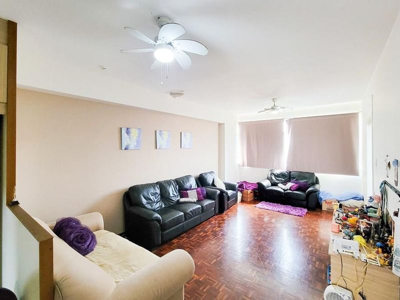 2.5 Bed Apartment For Sale in North Beach - Photo 3