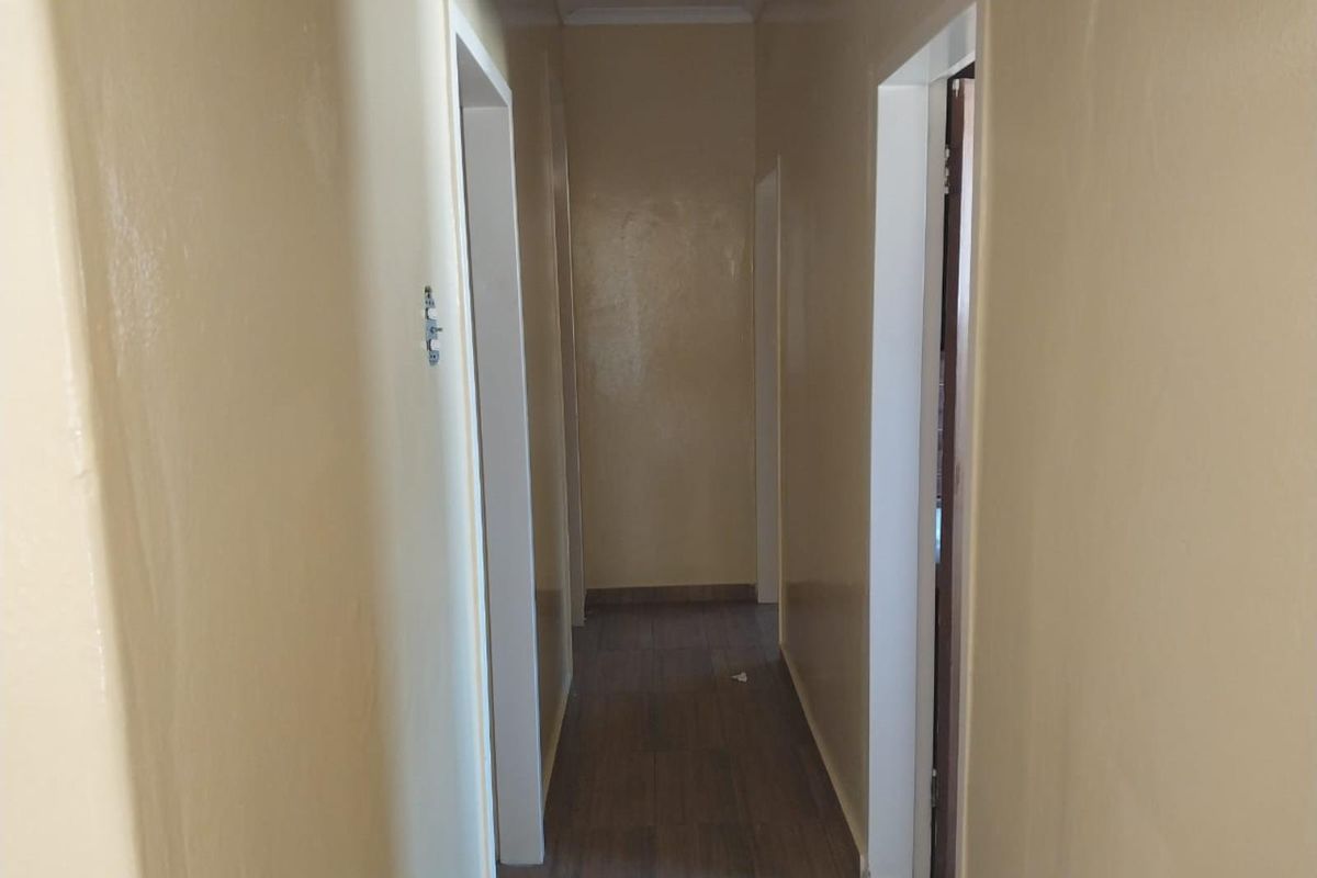 3 Bedroom House for sale in Pimville, Soweto - Photo 5
