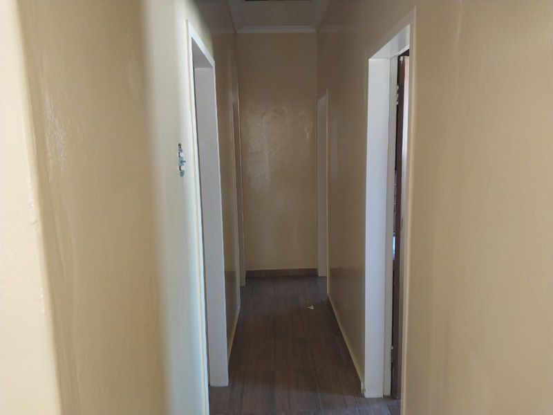 3 Bedroom House for sale in Pimville, Soweto - Photo 5