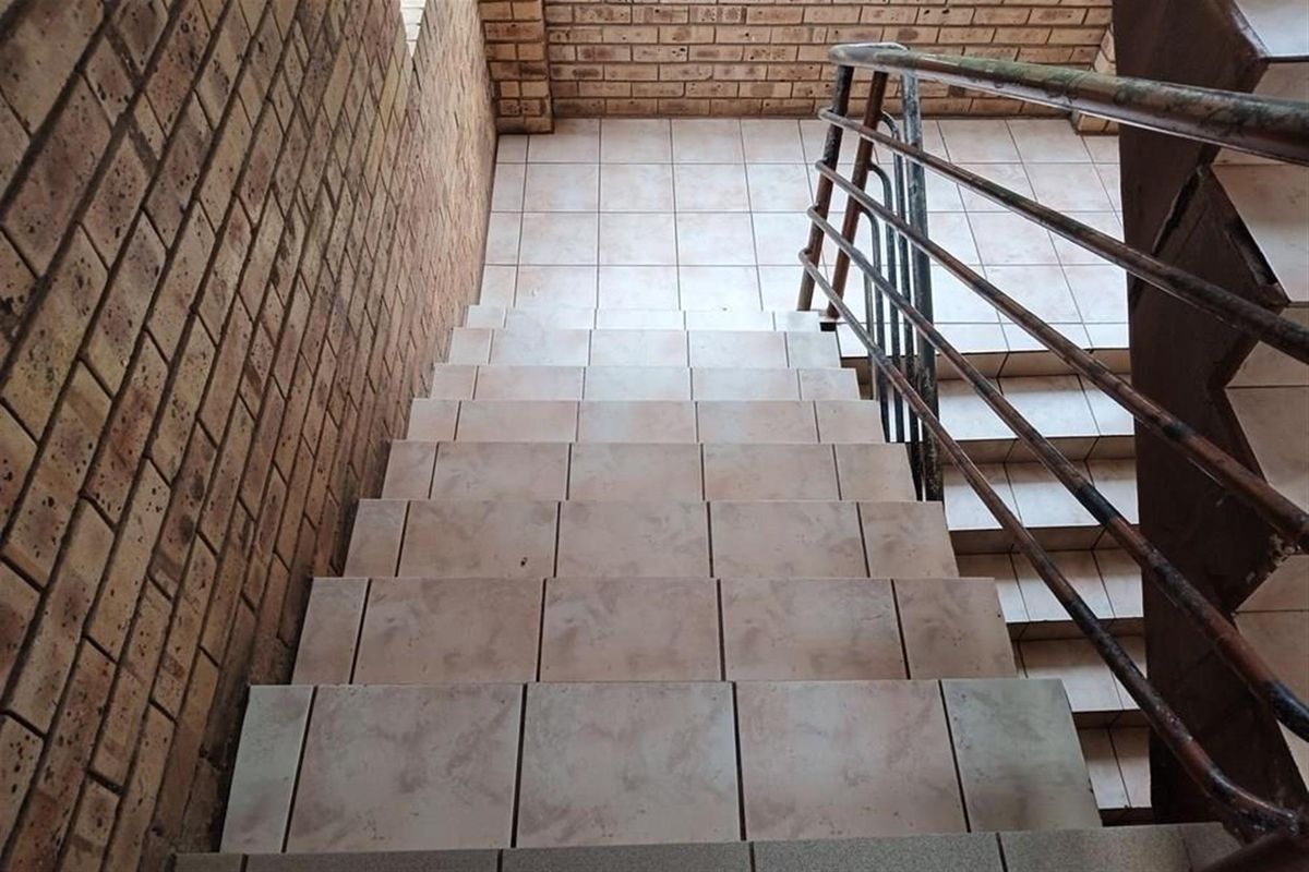 Apartment For Sale in Empangeni Central, Empangeni, KwaZulu Natal - Photo 4