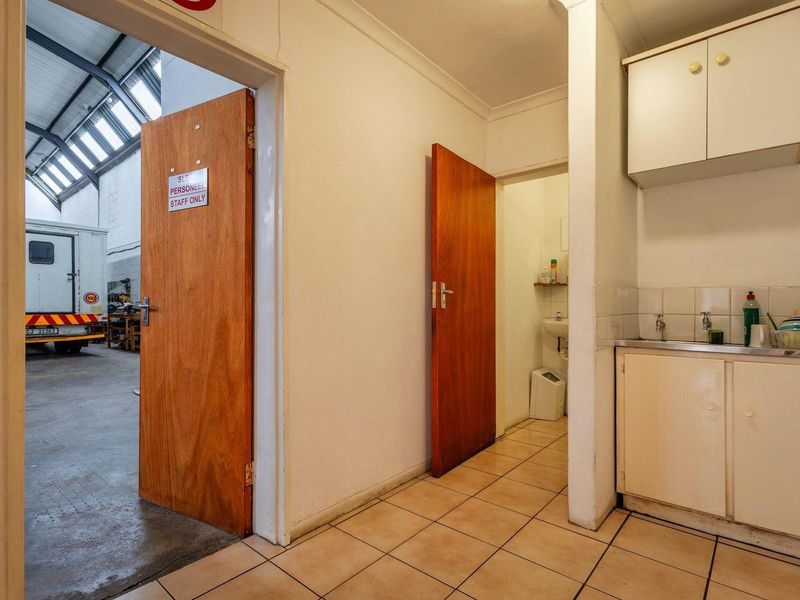 Commercial Property To Rent in Wellington North, Wellington - Photo 6