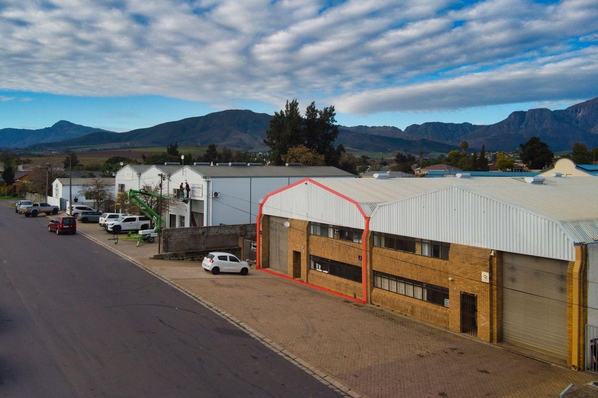 Commercial Property To Rent in Wellington North, Wellington - Photo 2