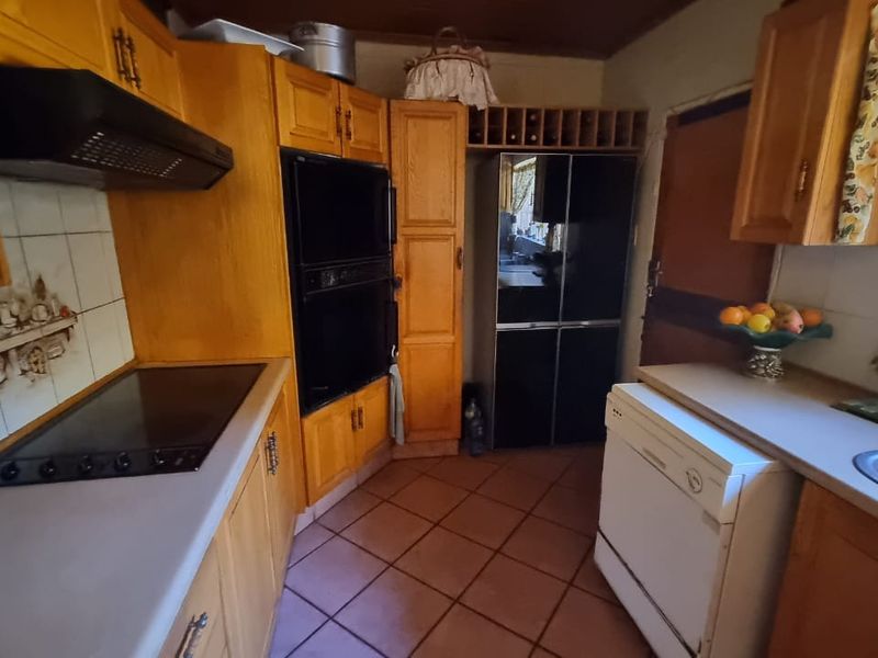 Charming 21 ha Farm in Yzervarkfontein - A Farmers Dream Come True - Photo 4