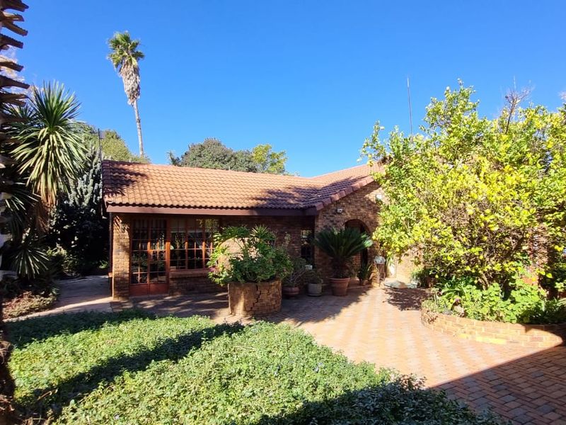 Charming 21 ha Farm in Yzervarkfontein - A Farmers Dream Come True - Photo 3